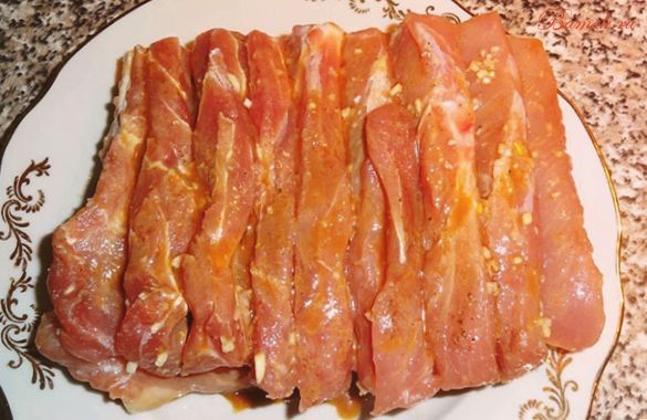 Запеченное мясо маринованное для нарезки