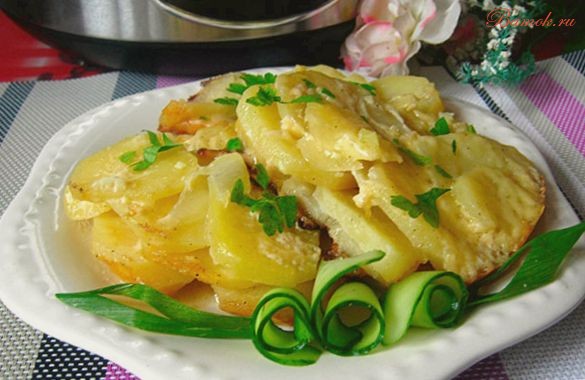 Картофель с курицей под сливками