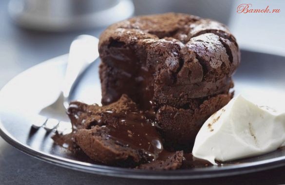 Пудинг из горького шоколада в духовке Пудинг из горького шоколада в духовке