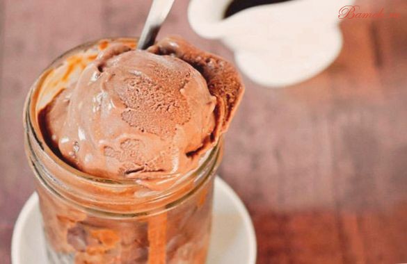 Шоколадное мороженое с корицей по-домашнему