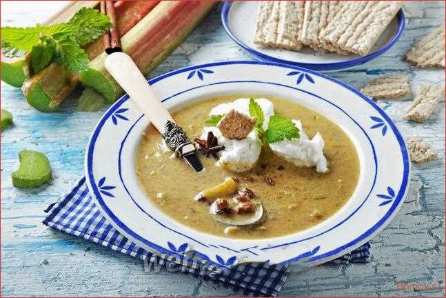 Как приготовить ароматный сливовый суп с ревенем и насладиться вкусом сезонных фруктов