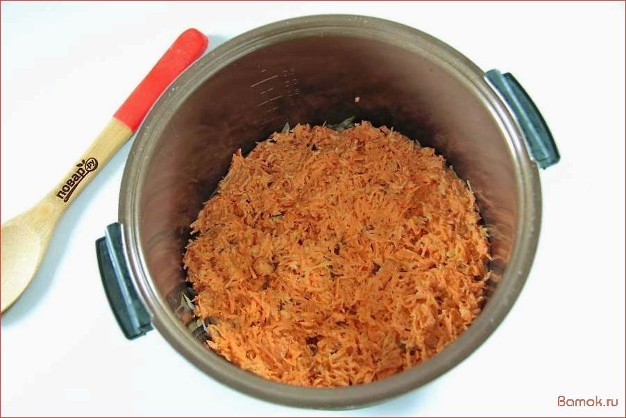 Рецепт приготовления сочной курочки под морковью в мультиварке