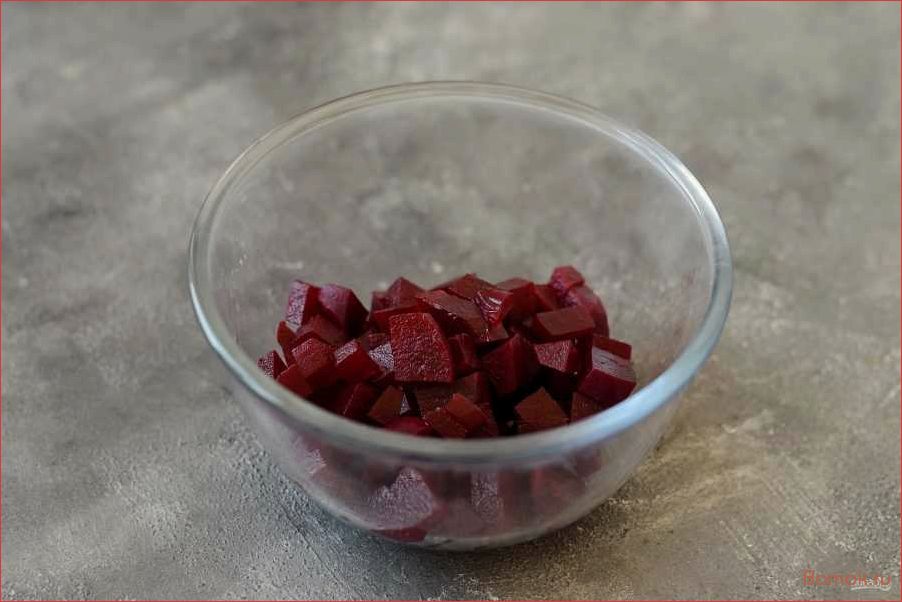 (свекольный, крем-суп, фетой, нежное, сочетание) Свекольный крем-суп с фетой — нежное сочетание свеклы и сыра для идеального обеда