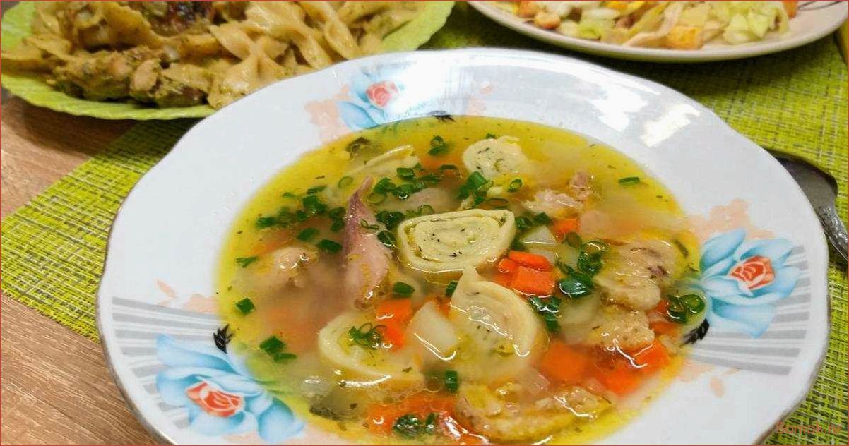 Суп с сырными рулетиками — изысканное блюдо, которое согреет вас в холодные дни