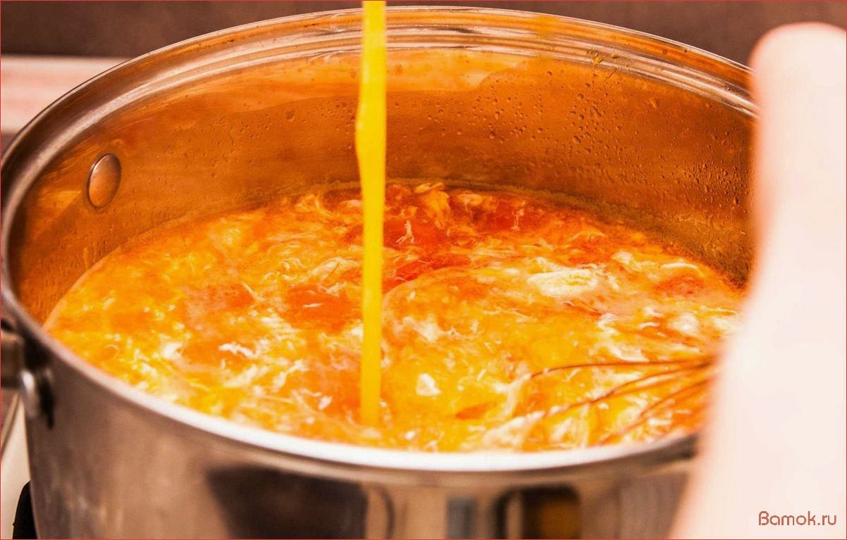 Вкусный и питательный яичный суп с помидорами — отличный выбор для обеда или ужина!