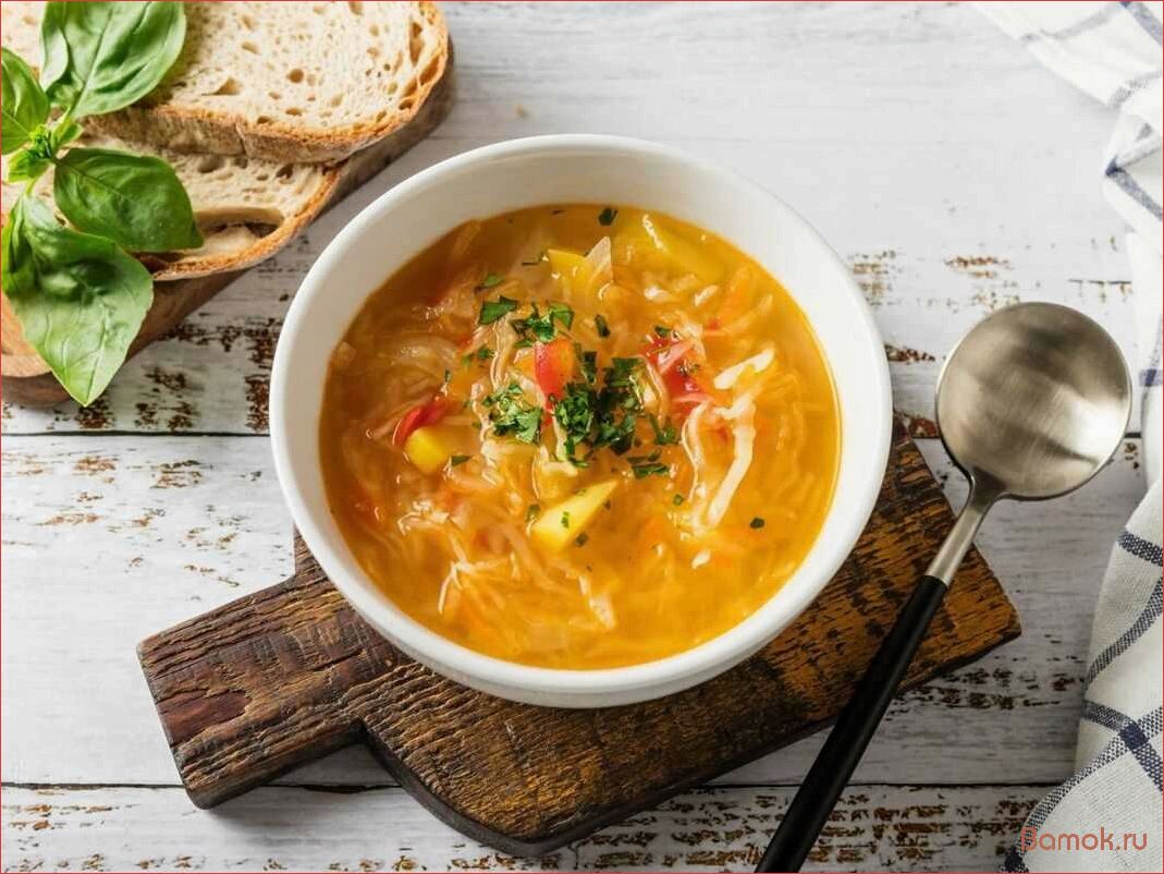 Рецепт приготовления ароматных и сытных щей с кислой капустой и сочным мясом — наслаждайтесь вкусом и пользой!